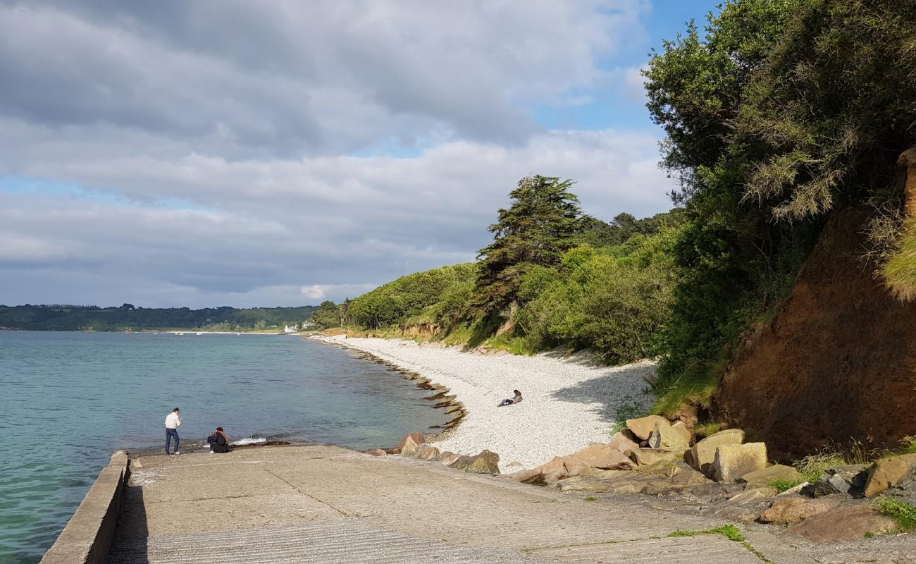Photo de Penn an Hent Nevez Beach avec galets gris de surface