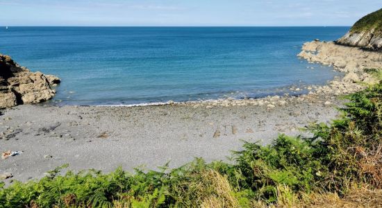 Pointe de Pors Pin Beach