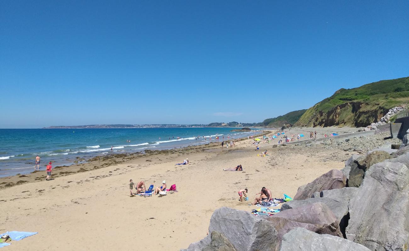 Photo de Vallees Beach avec sable beige de surface