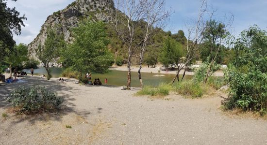 Les Gorges Du Gouleyrous Beach