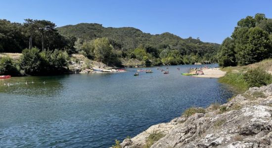 Pont du Gard Beach