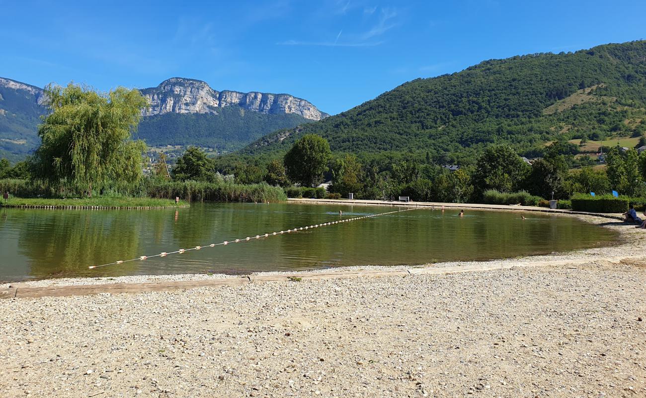 Photo de Plan d'Eau de Challes-les-Eaux Beach avec caillou gris de surface