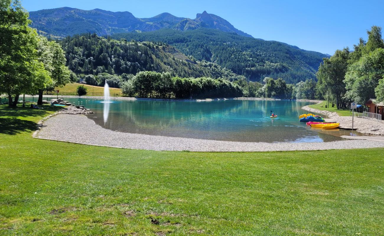 Photo de Loisirs du Val d'Allos Beach avec caillou gris de surface