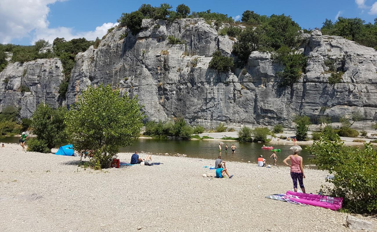 Photo de Guinguette Chaulet Beach avec terrain rocheux de surface
