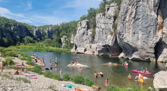 Casteljau Beach