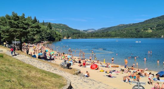 D'Issarles Lake Beach