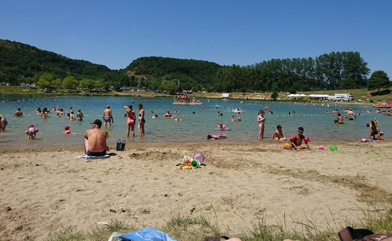 Photo de Champos Beach avec sable beige de surface