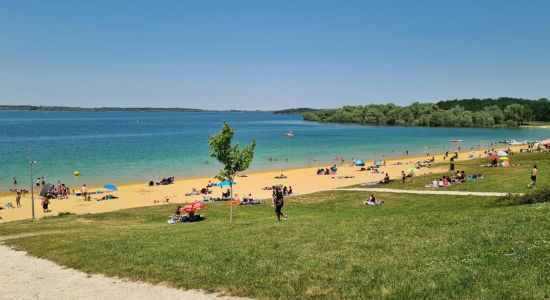 Mesnil-Saint-Pere Beach