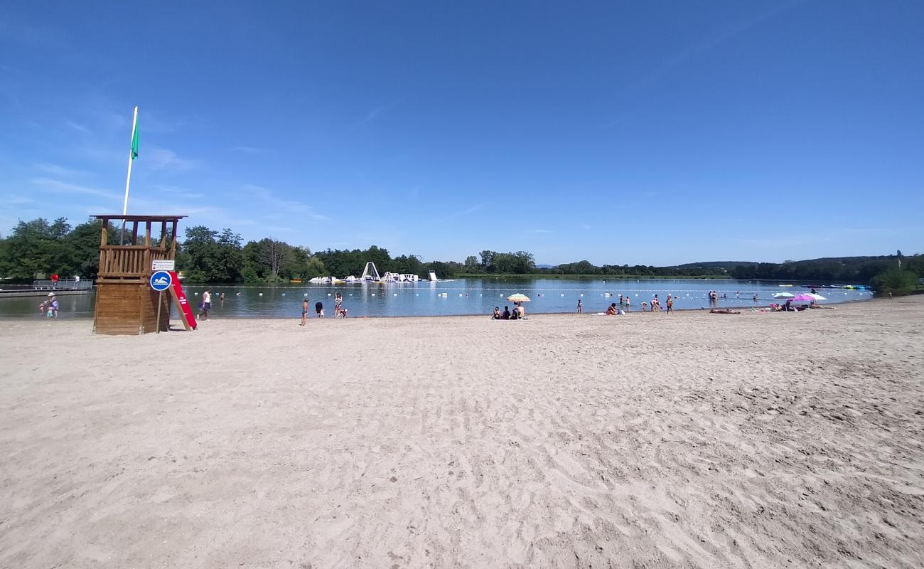 Photo de Brognard Beach avec sable beige de surface