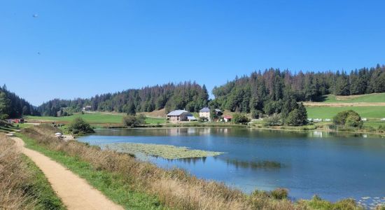 Lamoura Lake Beach