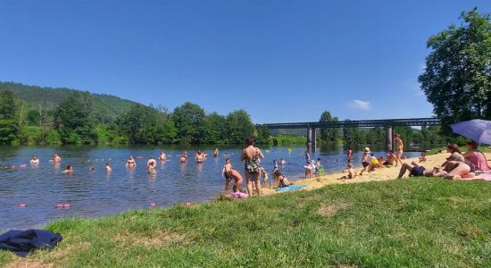 Saint-Cirq-Lapopie Beach