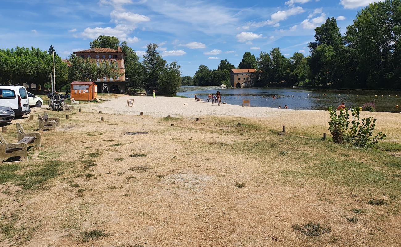 Photo de Lamothe-Capdeville Beach avec sable beige & galets de surface