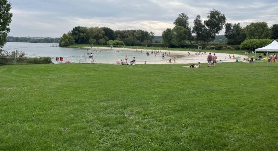 Plan d'Eau du Canada Beach