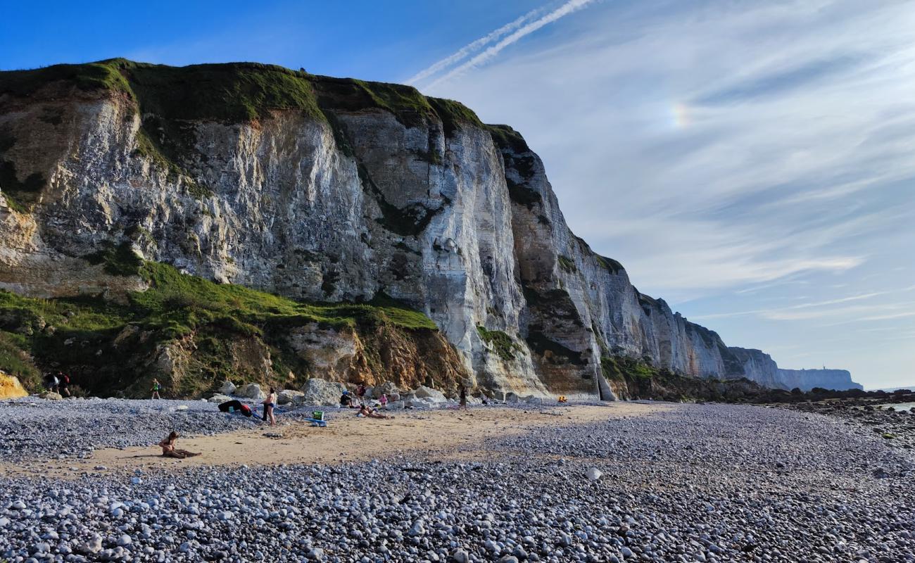 Photo de Senneville-sur-Fecamp Beach avec galets gris de surface