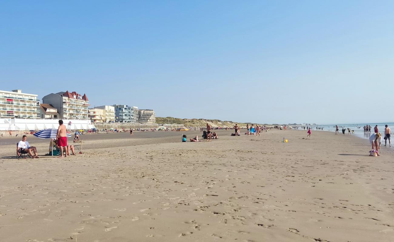 Photo de Merlimont Beach avec sable lumineux de surface