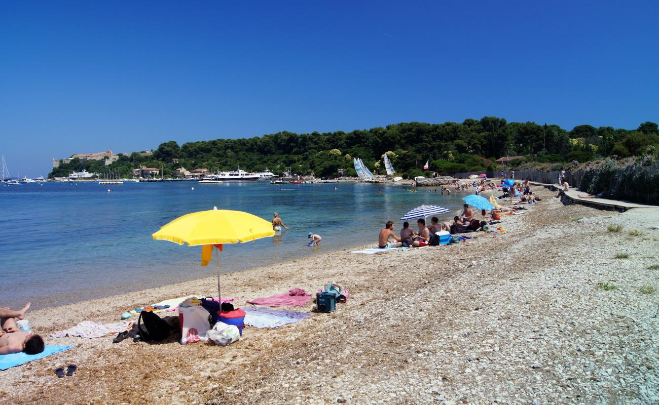 Photo de Bateguier Florence Arthaud Beach avec caillou fin gris de surface