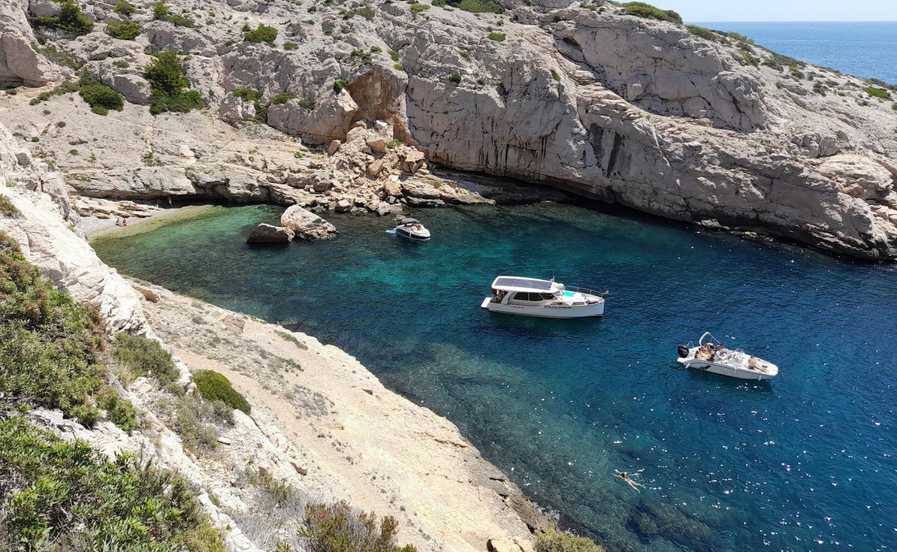 Photo de Podestat Beach avec terrain rocheux de surface