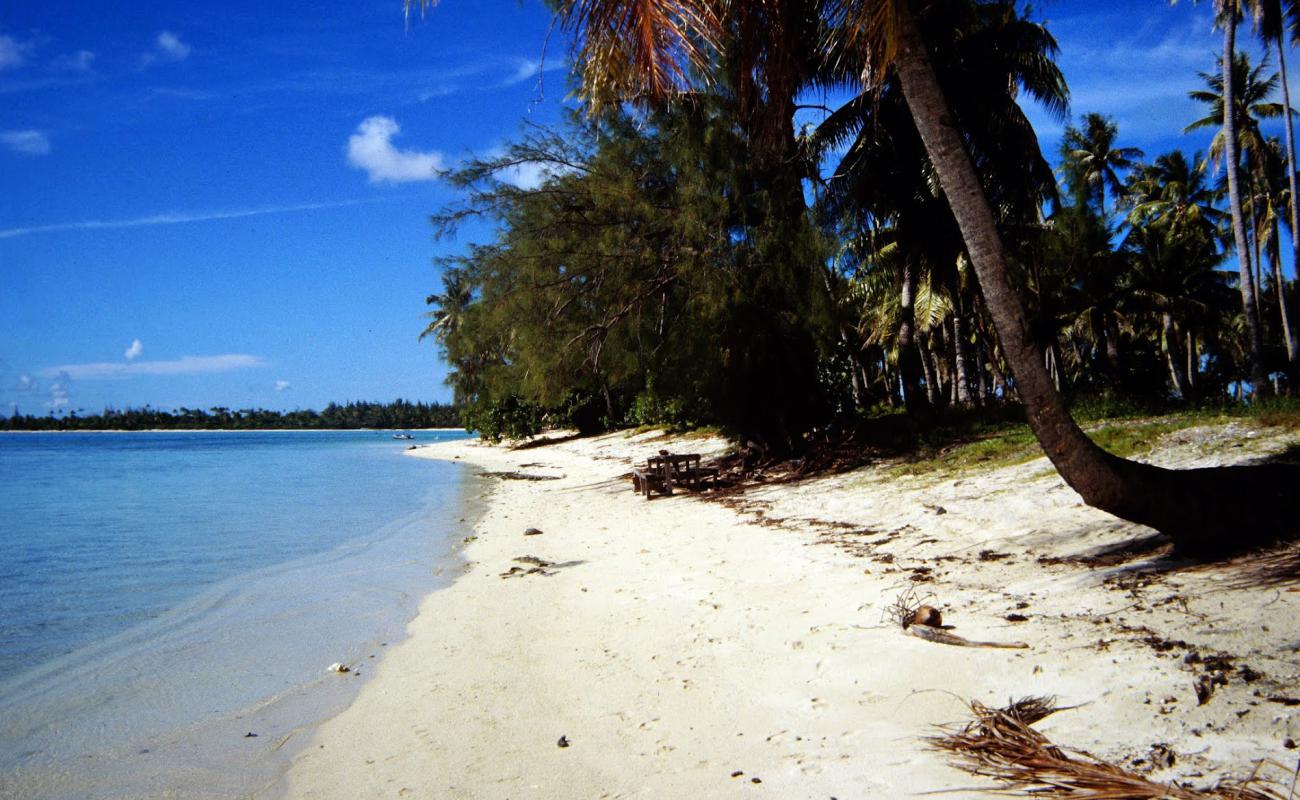 Photo de Motu Piti Uu Uta avec sable lumineux de surface