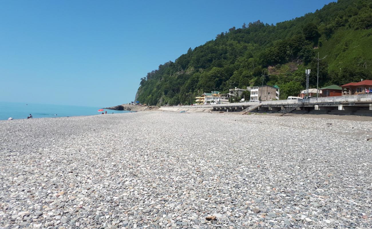 Photo de Sarpi beach avec caillou clair de surface