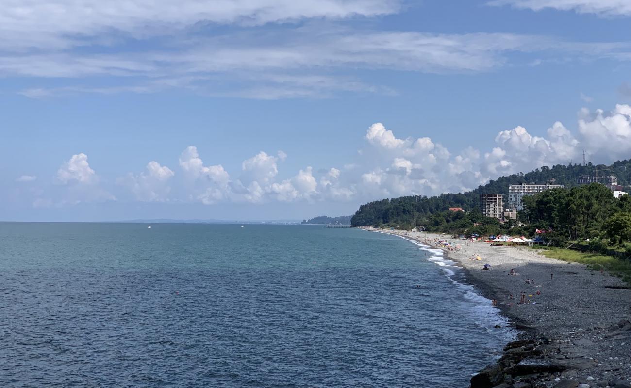 Photo de Makhinjauri beach avec caillou gris de surface