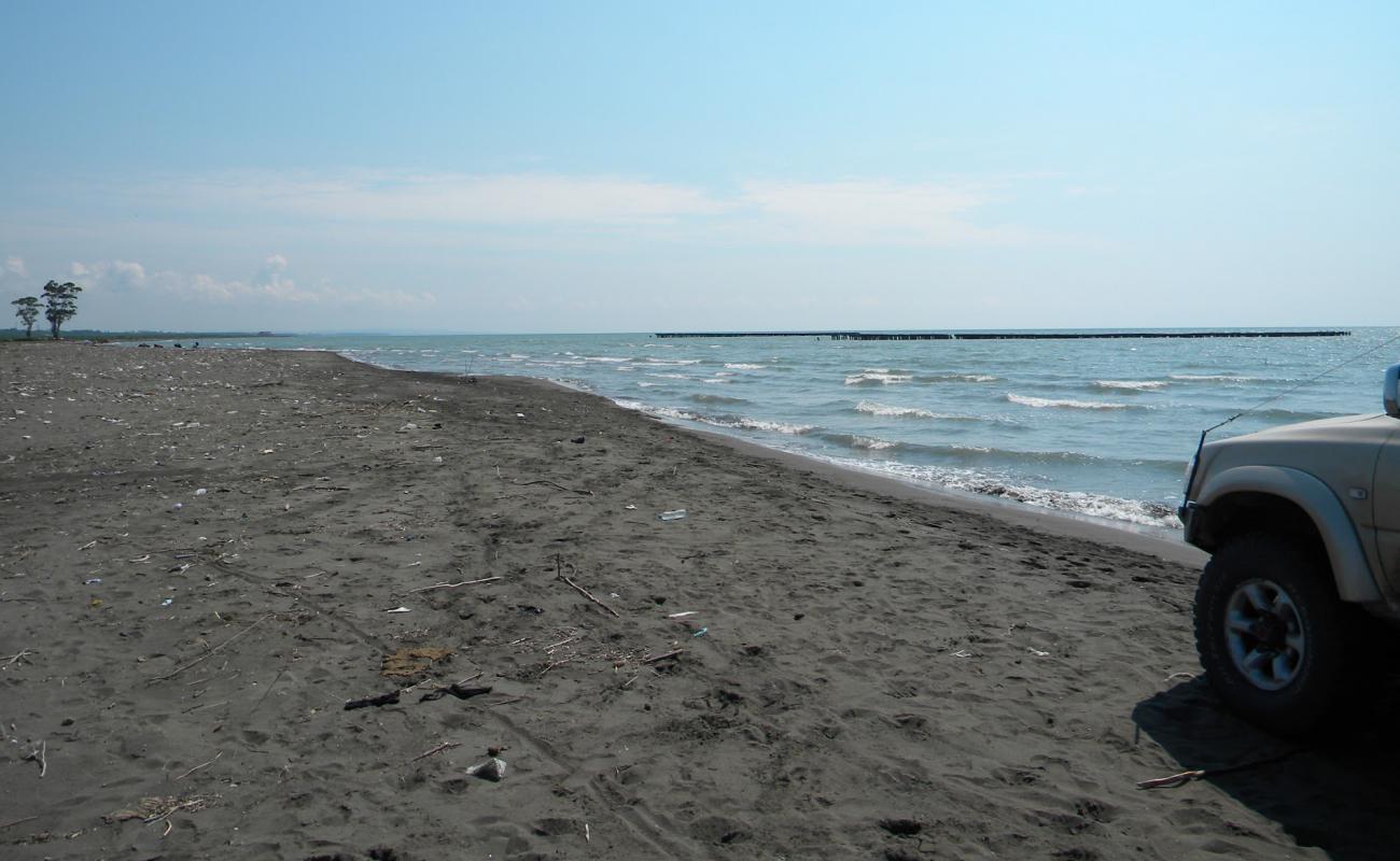 Photo de Poti beach avec sable noir de surface