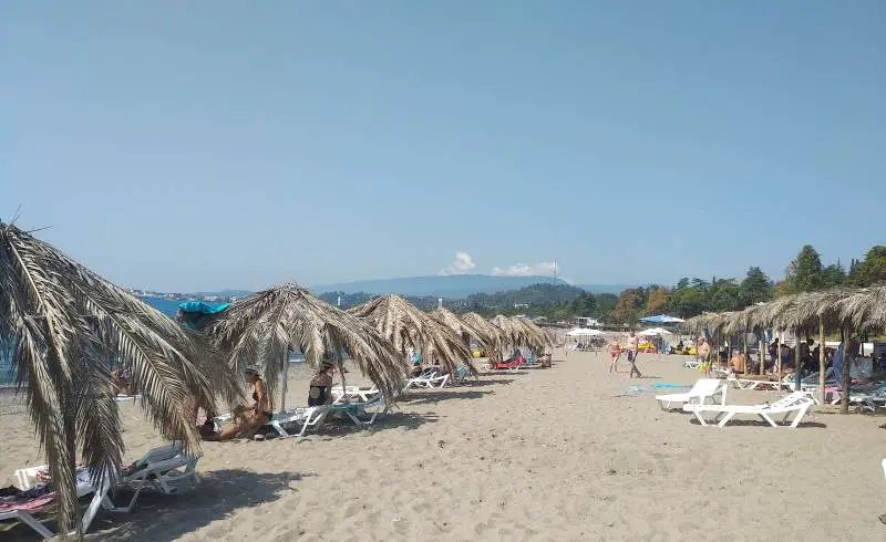 Photo de Mokko beach avec sable lumineux de surface