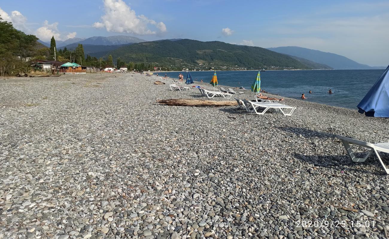 Photo de Tsandripsh beach avec caillou clair de surface