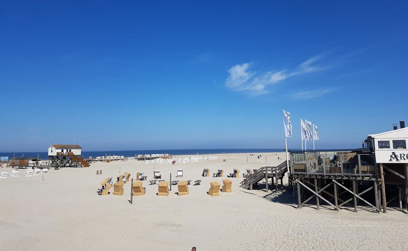 Photo de Badestelle Bad avec sable beige de surface