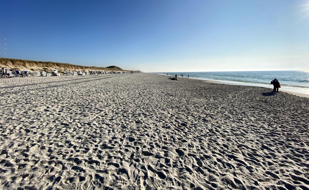 Photo de Hundestrand avec sable lumineux de surface