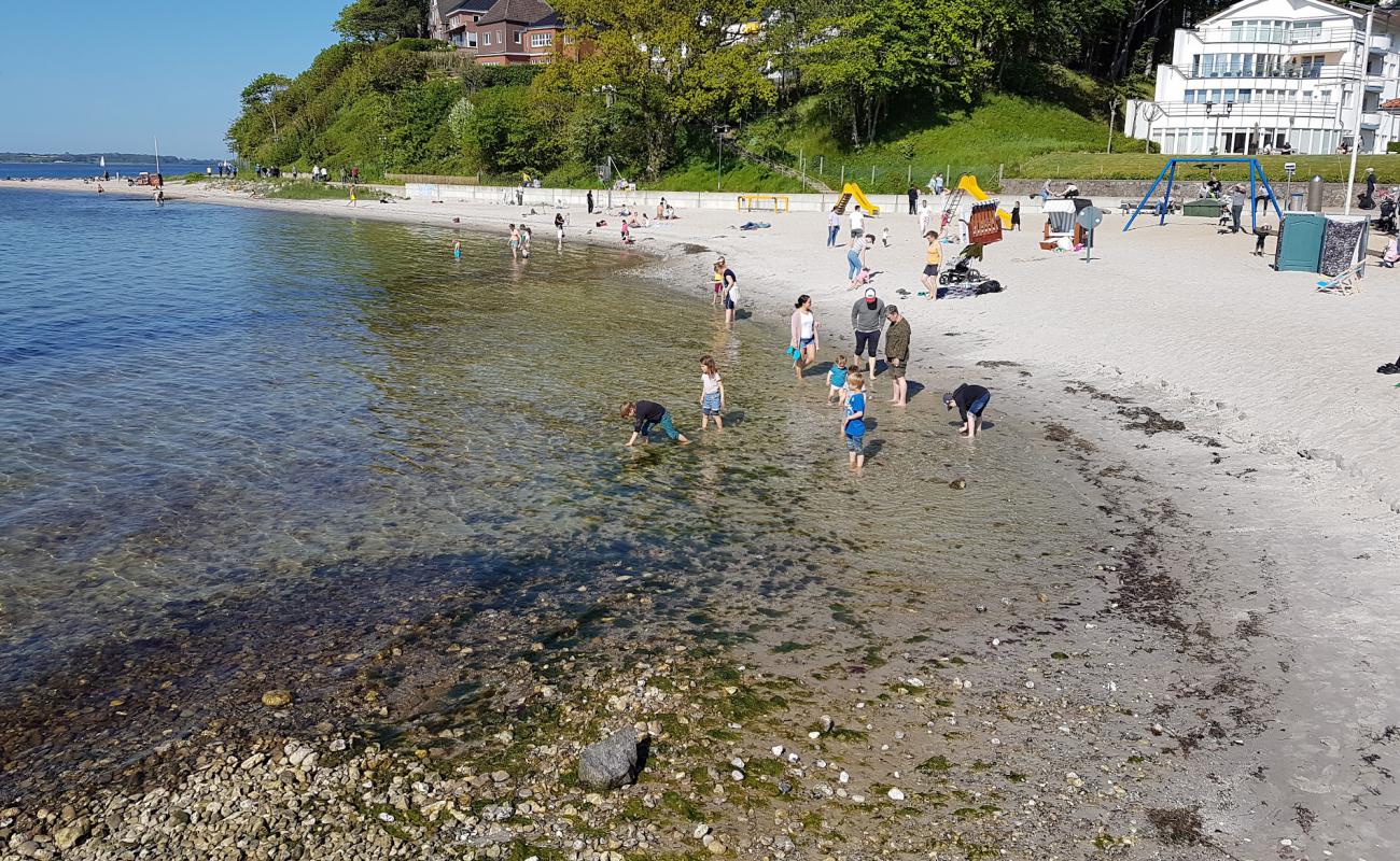 Photo de Strand Glucksburg avec sable lumineux de surface