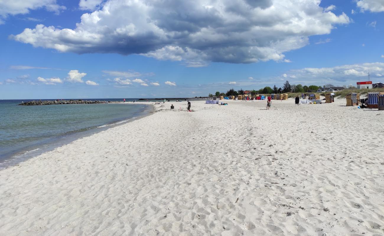 Photo de Plage de Heidkate avec sable lumineux de surface