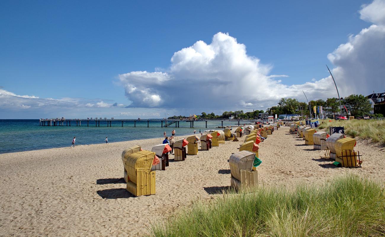 Photo de Timmendorfer Strand avec sable lumineux de surface