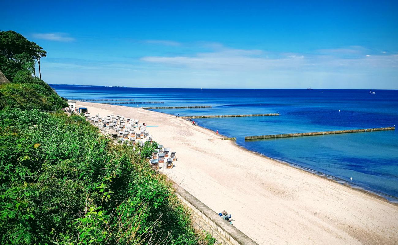 Photo de Strand Nienhagen avec sable clair avec caillou de surface