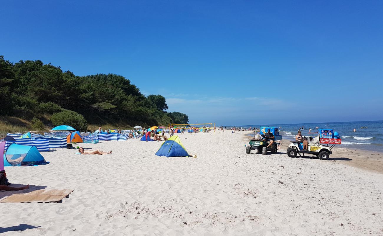 Photo de Strand Nonnevitz avec sable gris de surface