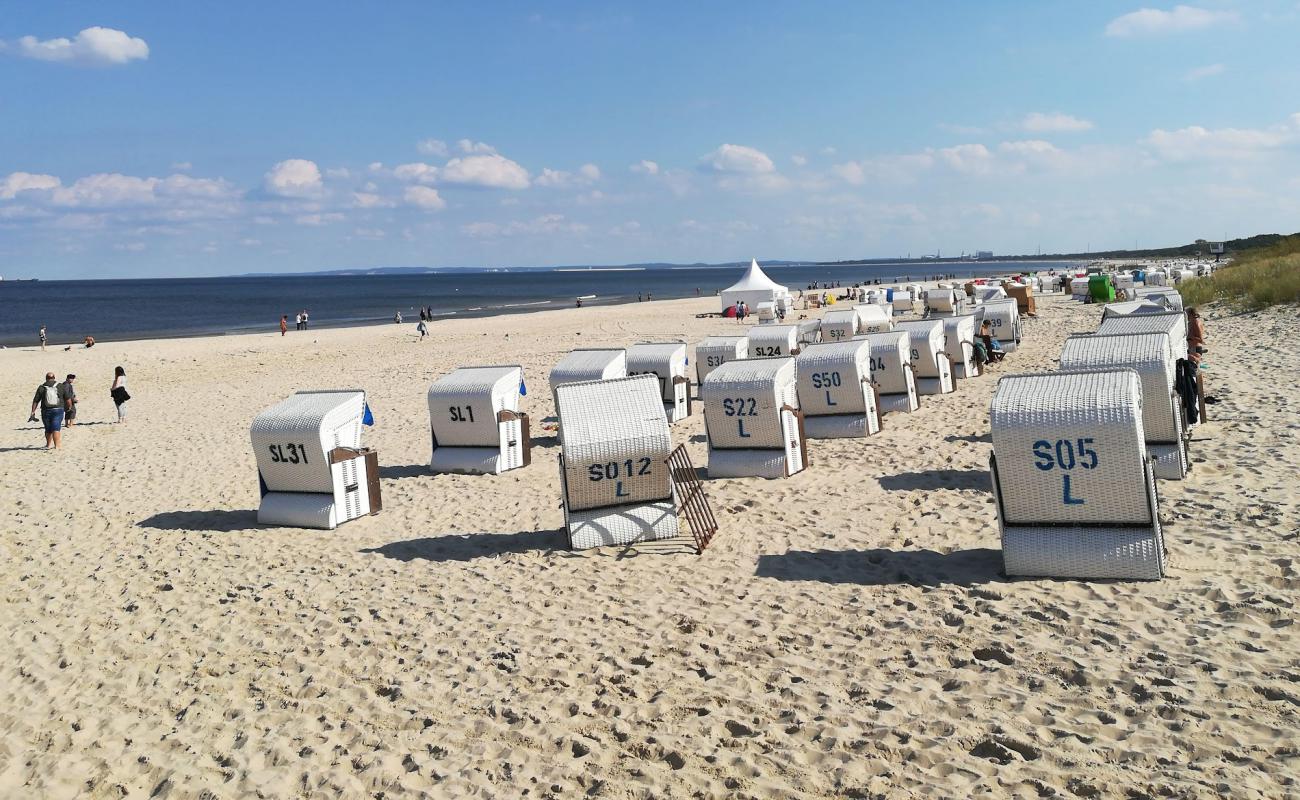 Photo de Strand Ahlbeck avec sable lumineux de surface