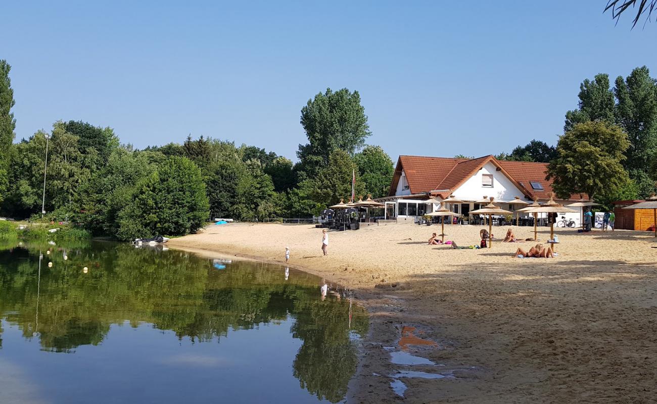 Photo de Eisklang am Salitos Beach avec sable lumineux de surface