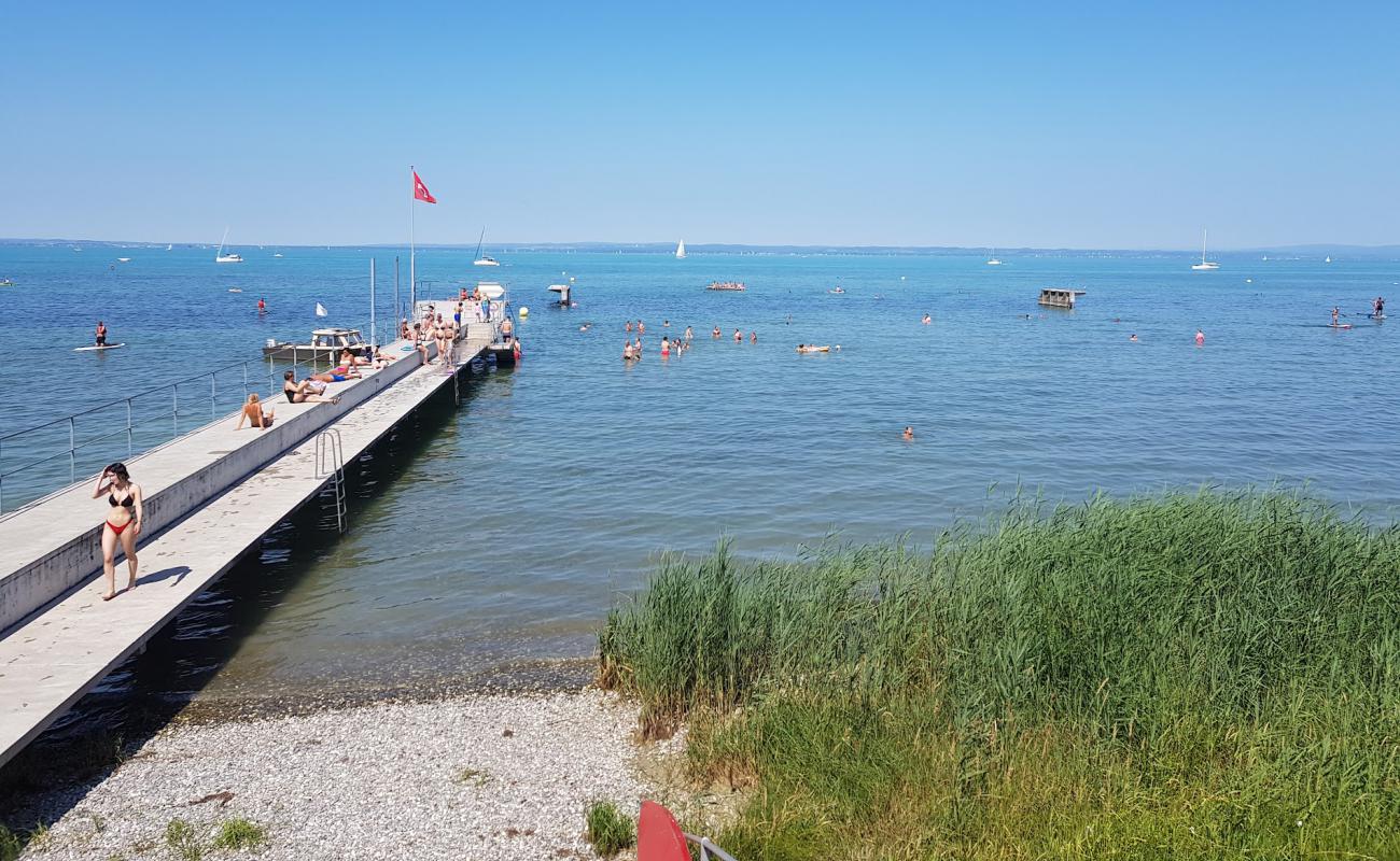 Photo de Strandbad Buchhorn avec caillou clair de surface