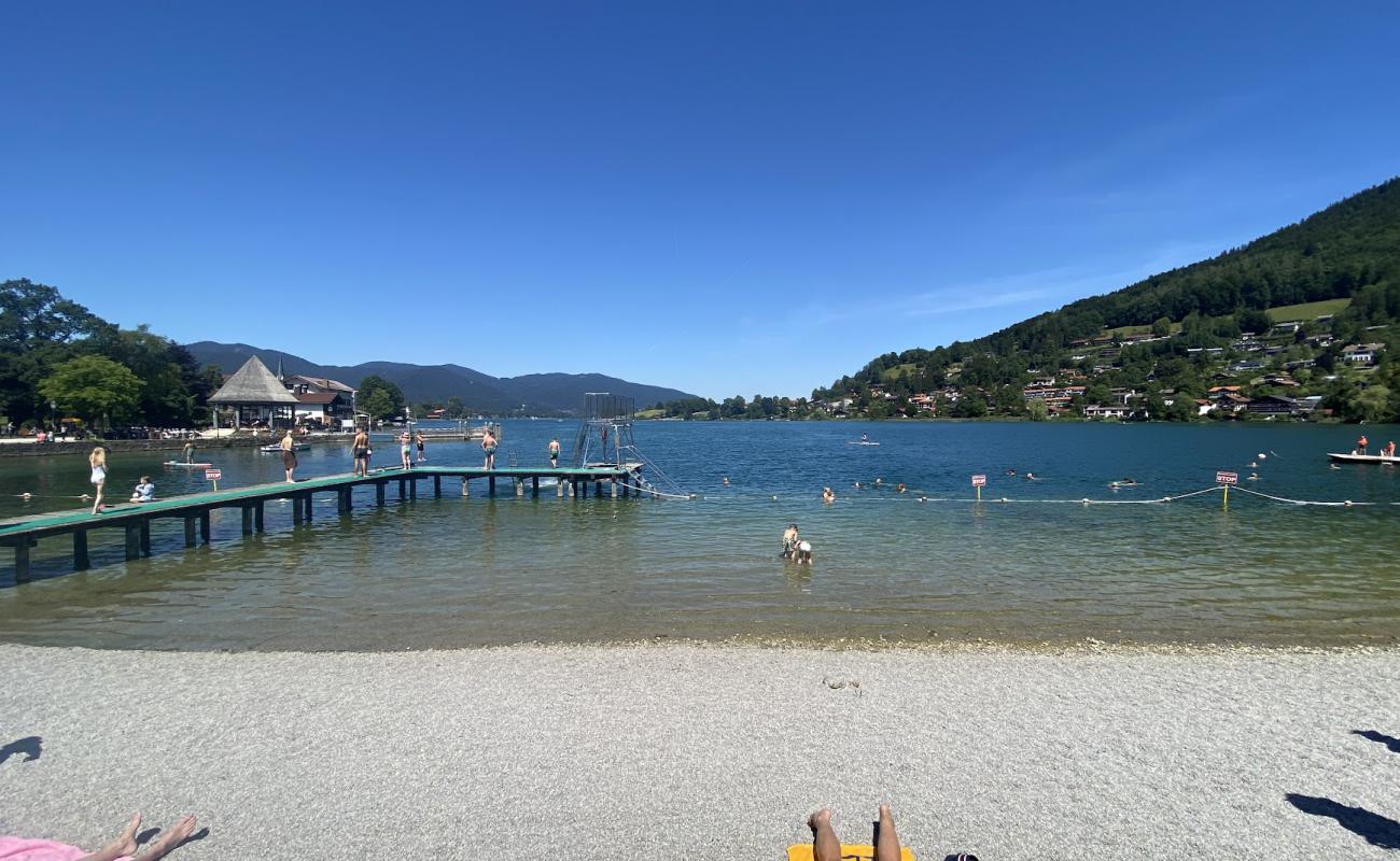 Photo de Lake and Warmbad Rottach-Egern avec caillou fin gris de surface