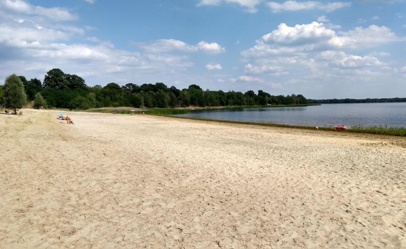Photo de Lohsa Beach avec sable beige de surface