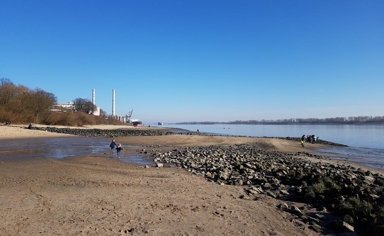 Photo de Schulauer Strand avec sable lumineux de surface