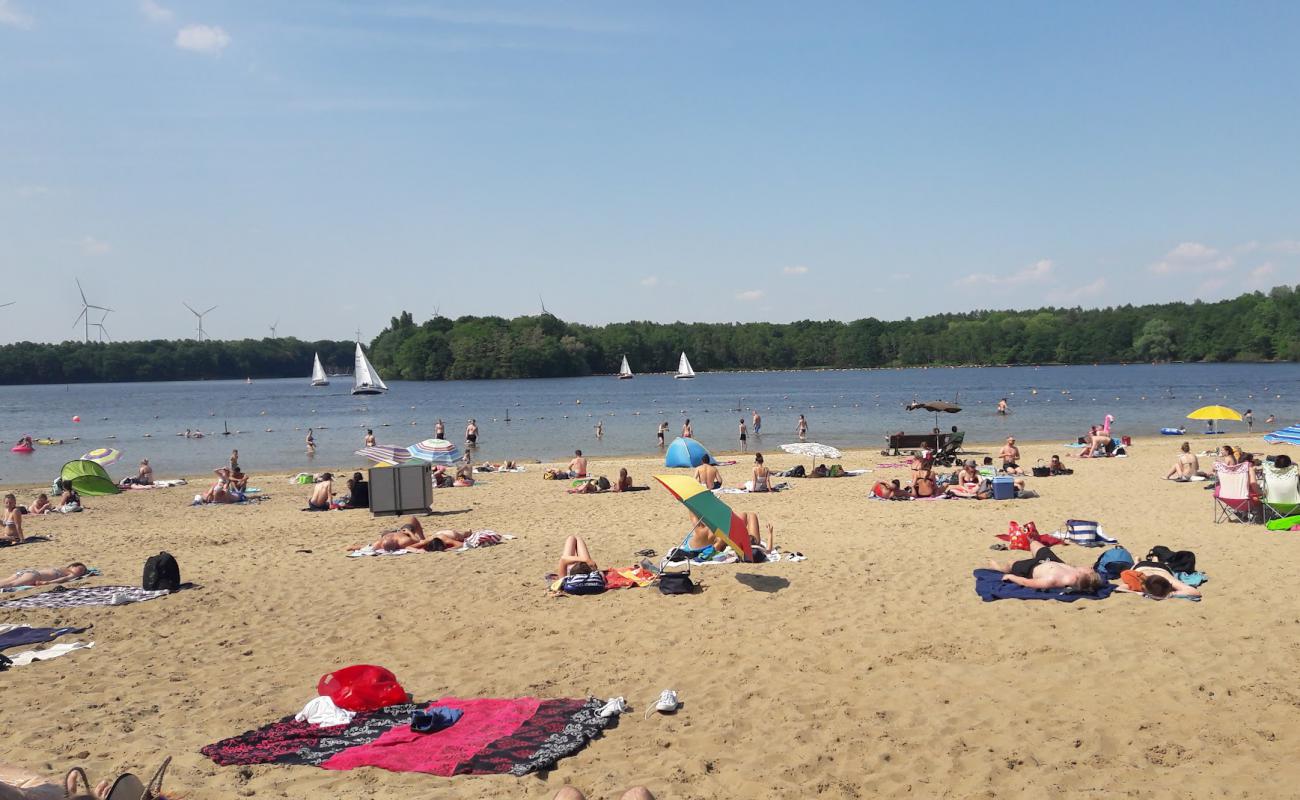 Photo de Plage de Seebad Haltern avec sable beige de surface