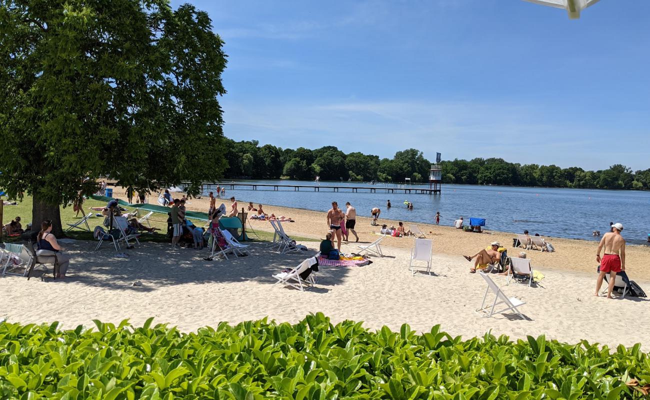 Photo de Strandbad Maschsee avec sable beige de surface