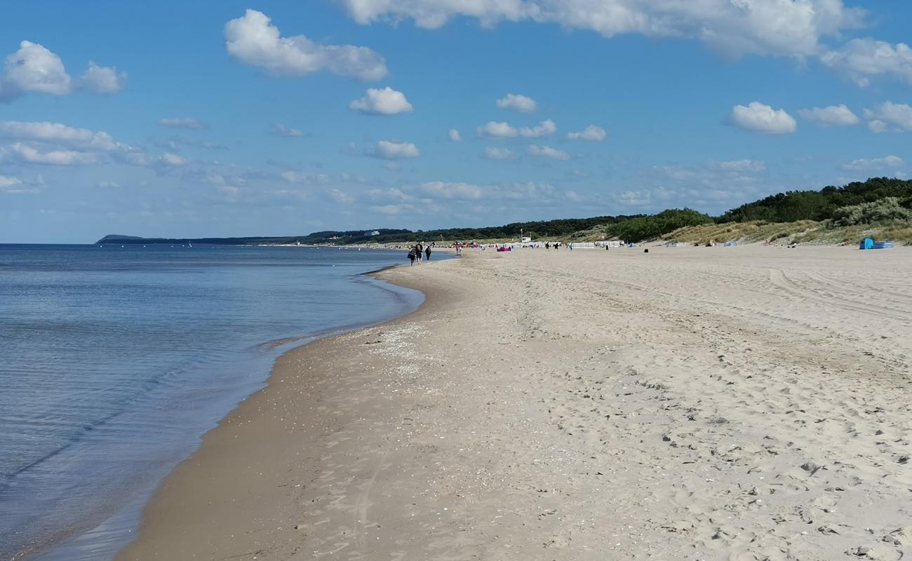 Photo de Trassenheide strand avec sable lumineux de surface