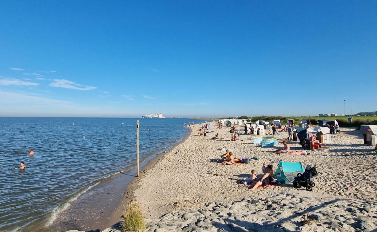 Photo de Plage de Hooksiel avec sable lumineux de surface