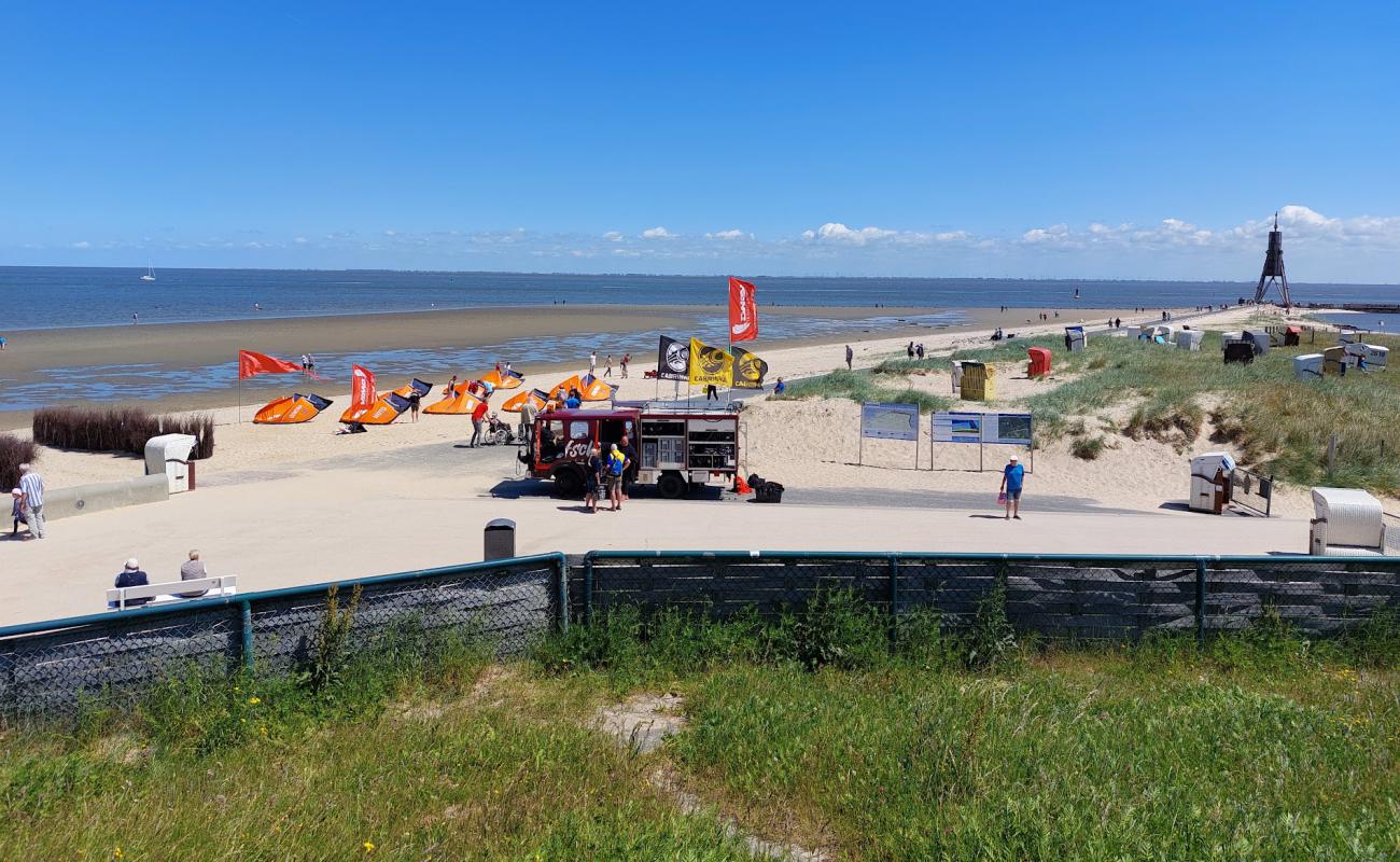 Photo de Plage d'Otterndorf avec sable lumineux de surface