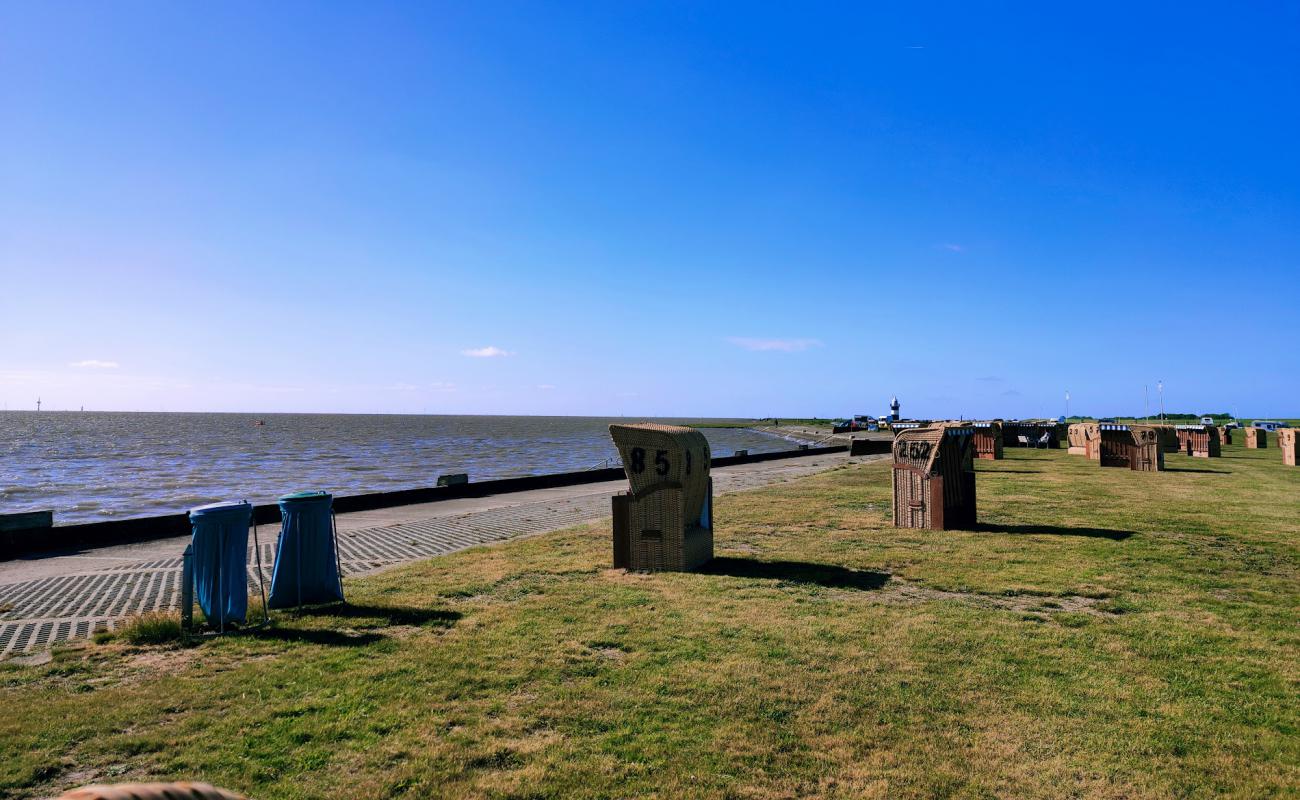 Photo de Plage de Wremen avec surface béton pavée de surface