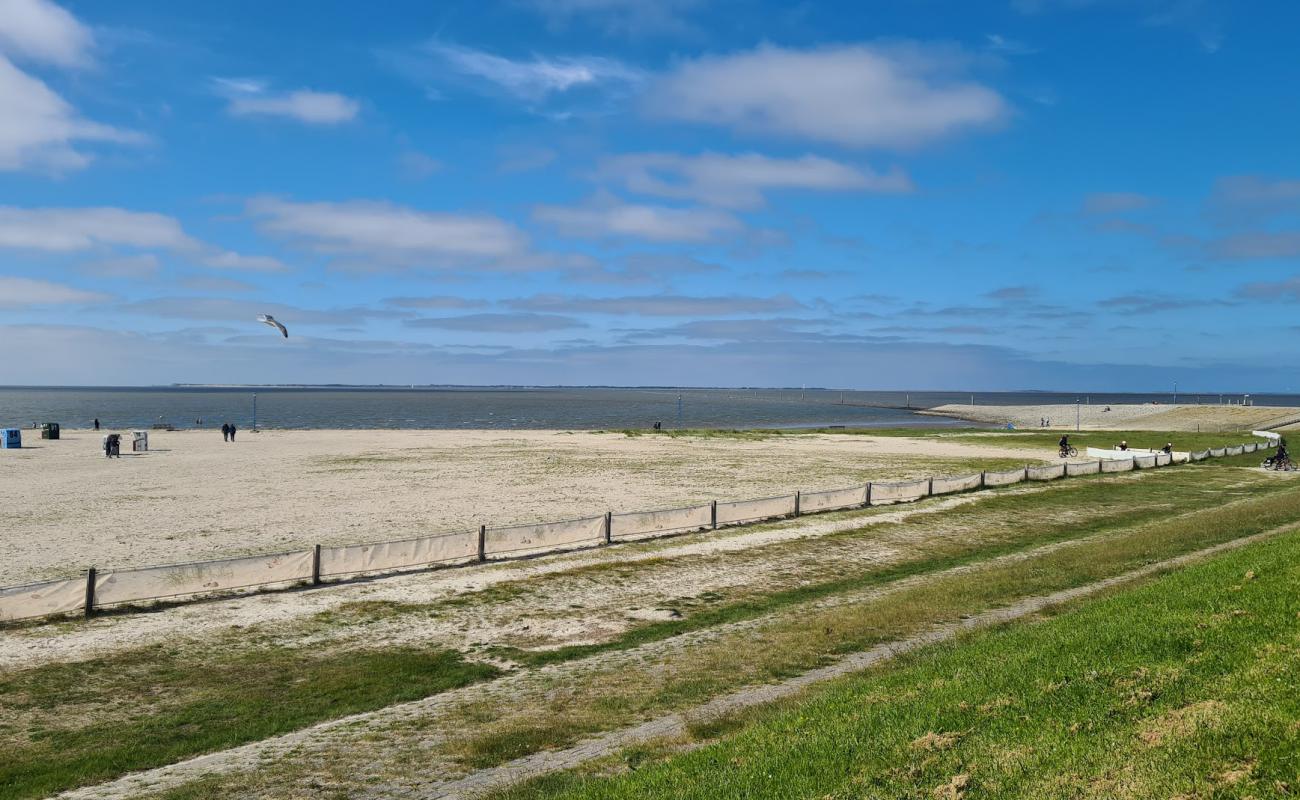 Photo de Badestrand Beach avec sable beige de surface