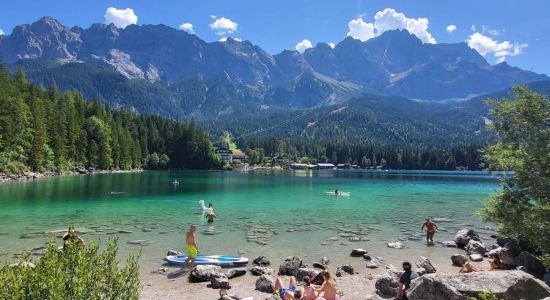 Eibsee Rundweg Beach