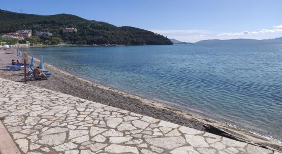 Menidi beach