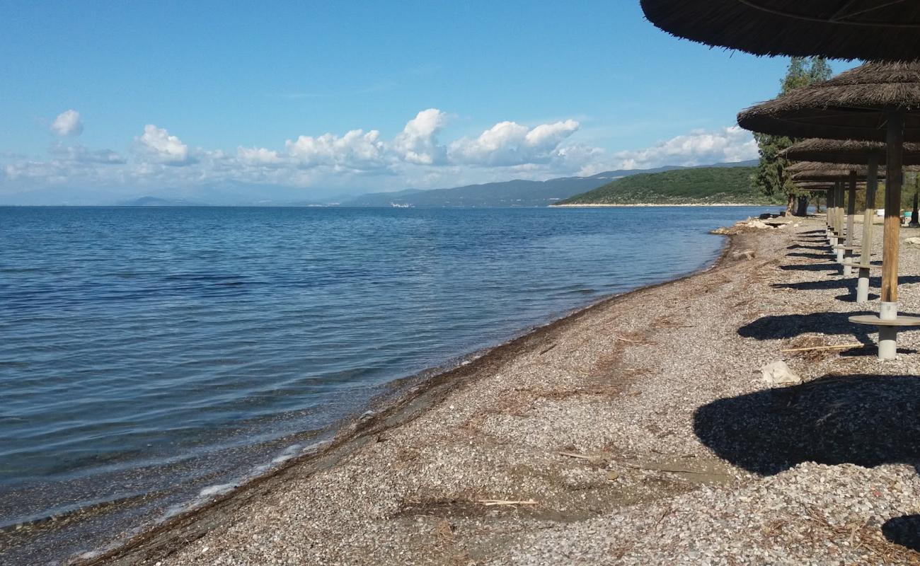 Photo de Boukas beach avec petits galets gris de surface